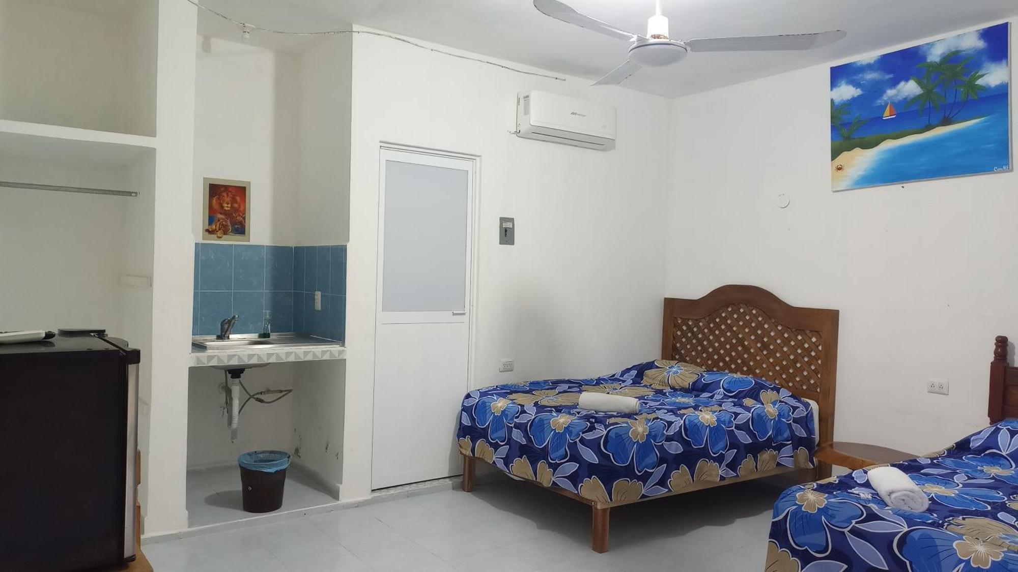 Blue Hotel 巴卡拉尔 外观 照片