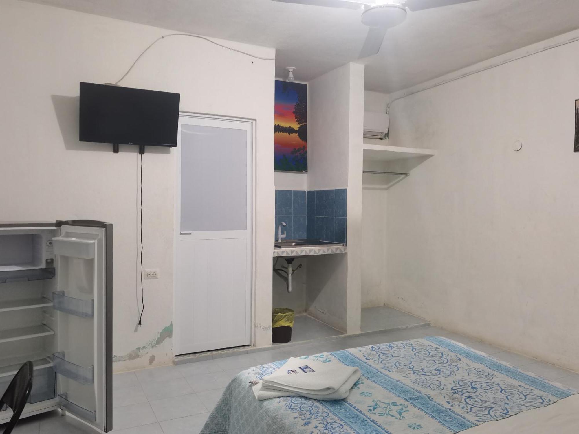 Blue Hotel 巴卡拉尔 外观 照片